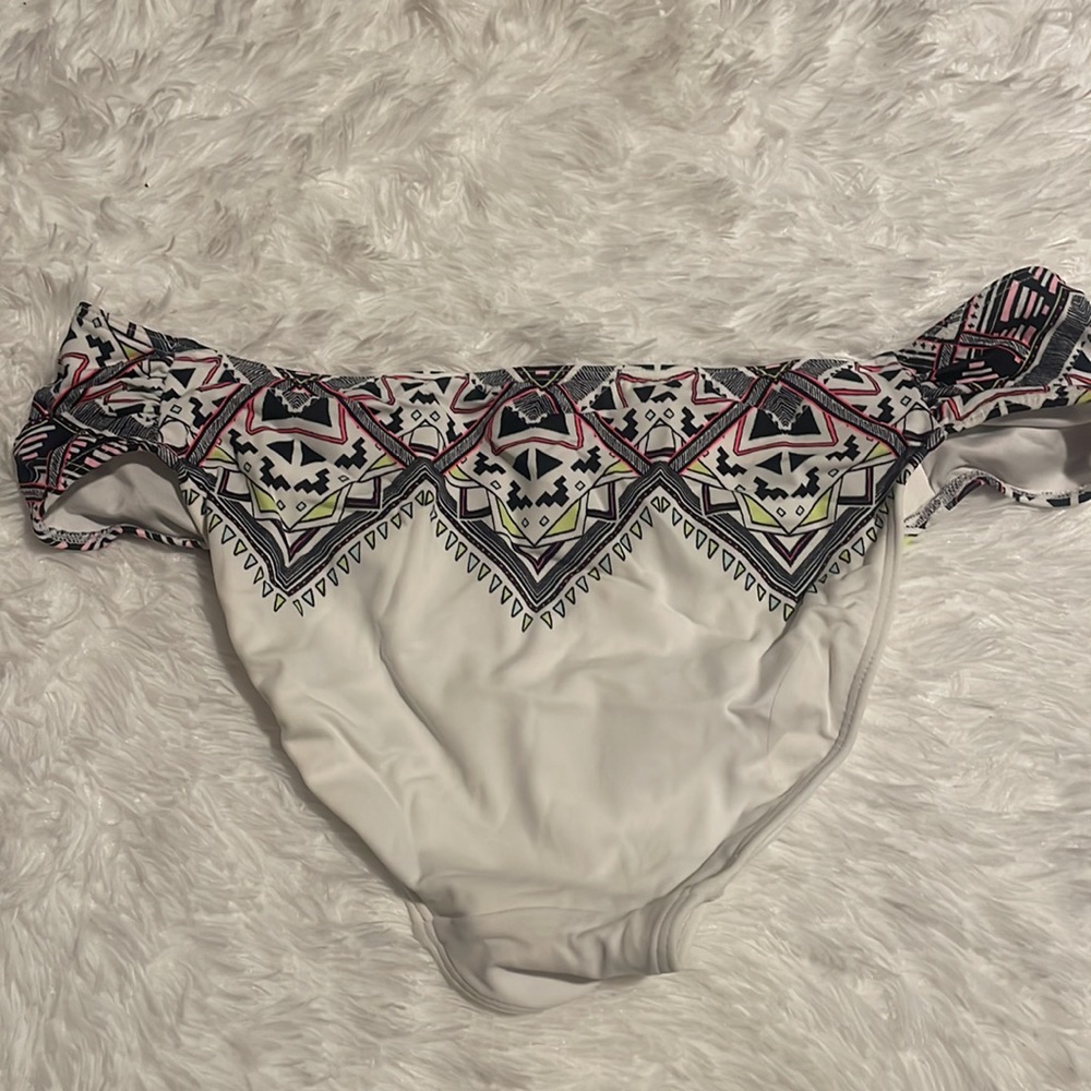 Like new VS Pink Aztec print swim bottoms! - Picture 3 of 4